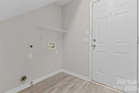 17300 Commons Crossing Drive Charlotte NC 28277