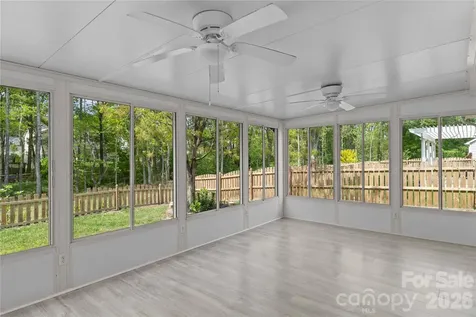17300 Commons Crossing Drive Charlotte NC 28277