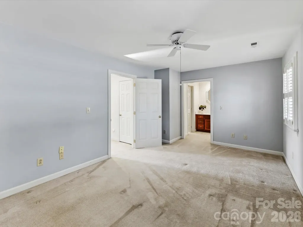 2831 Sharon View Road Charlotte NC 28210