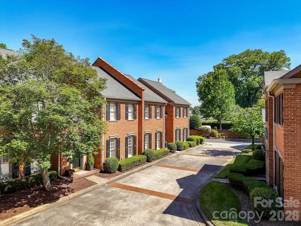 2831 Sharon View Road Charlotte NC 28210