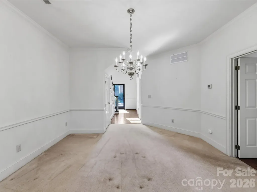 2831 Sharon View Road Charlotte NC 28210