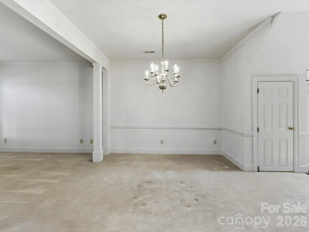 2831 Sharon View Road Charlotte NC 28210