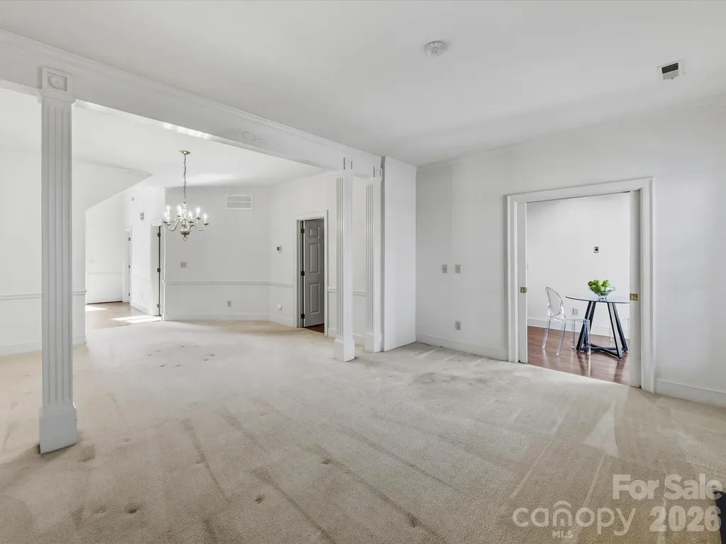 2831 Sharon View Road Charlotte NC 28210