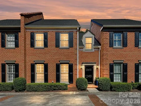 2831 Sharon View Road Charlotte NC 28210