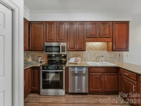 2831 Sharon View Road Charlotte NC 28210