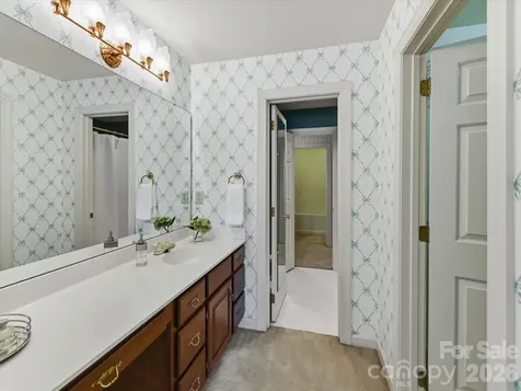 2831 Sharon View Road Charlotte NC 28210