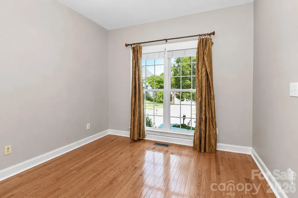 9933 Nicole Lane Charlotte NC 28269