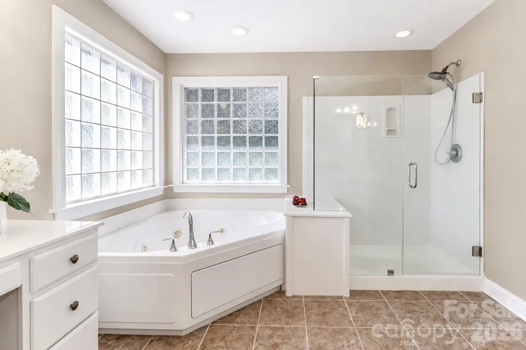 9933 Nicole Lane Charlotte NC 28269