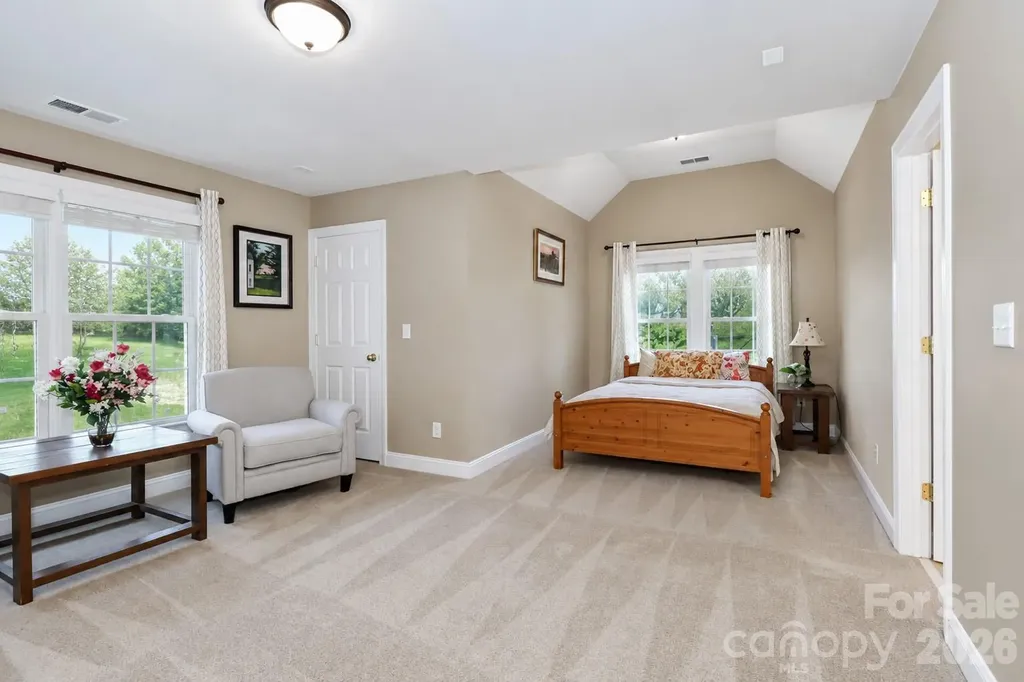 9933 Nicole Lane Charlotte NC 28269