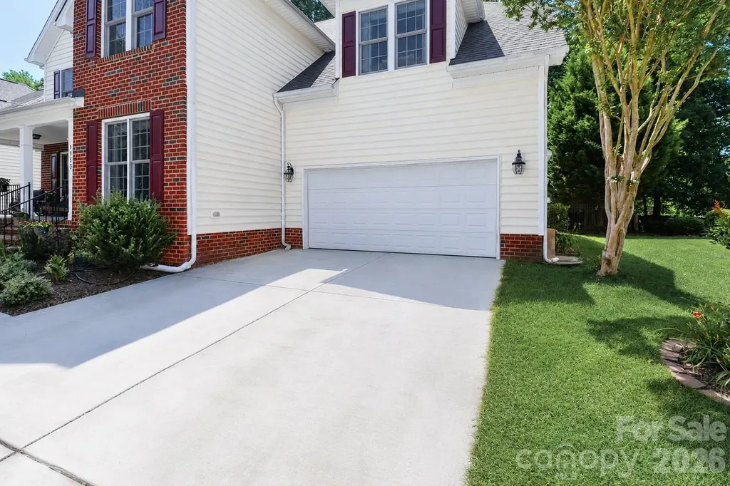 9933 Nicole Lane Charlotte NC 28269