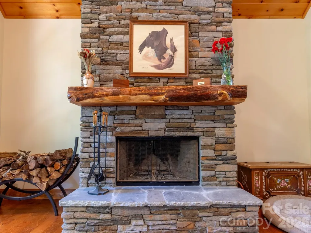 86 Crossings Circle Fairview NC 28730