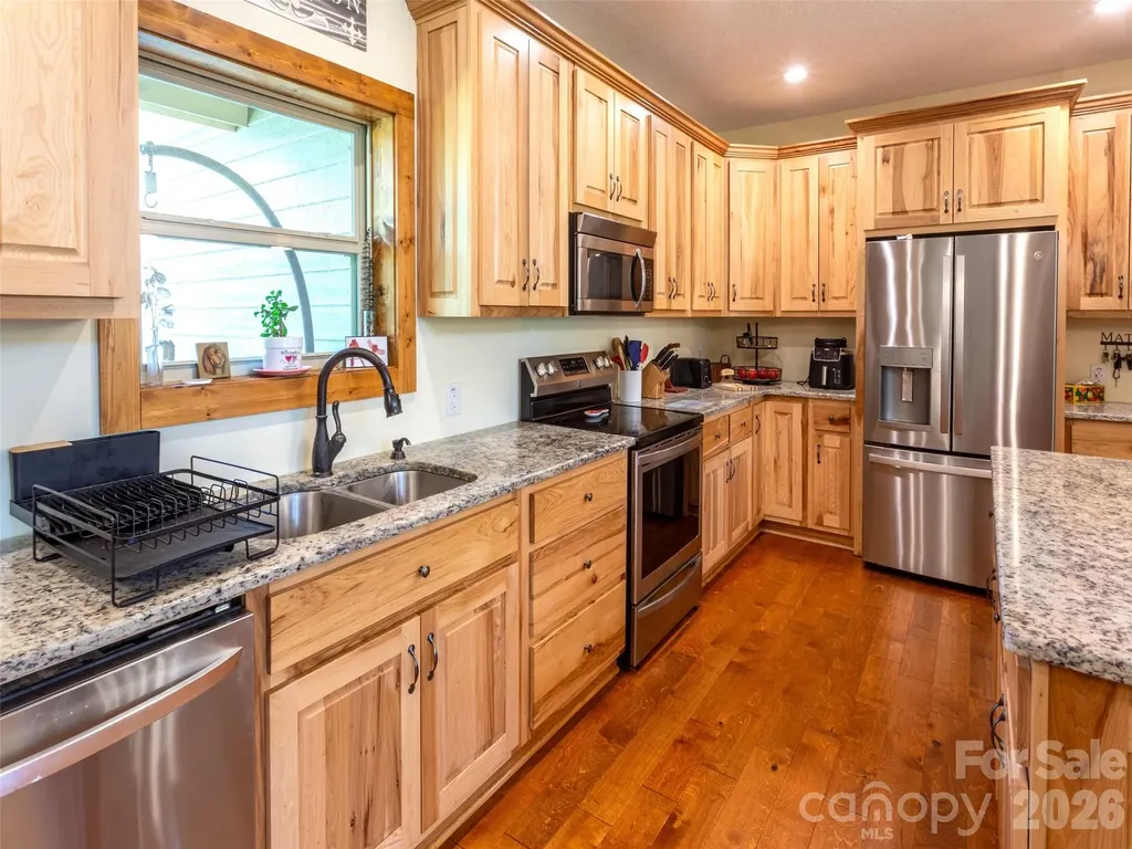 86 Crossings Circle Fairview NC 28730