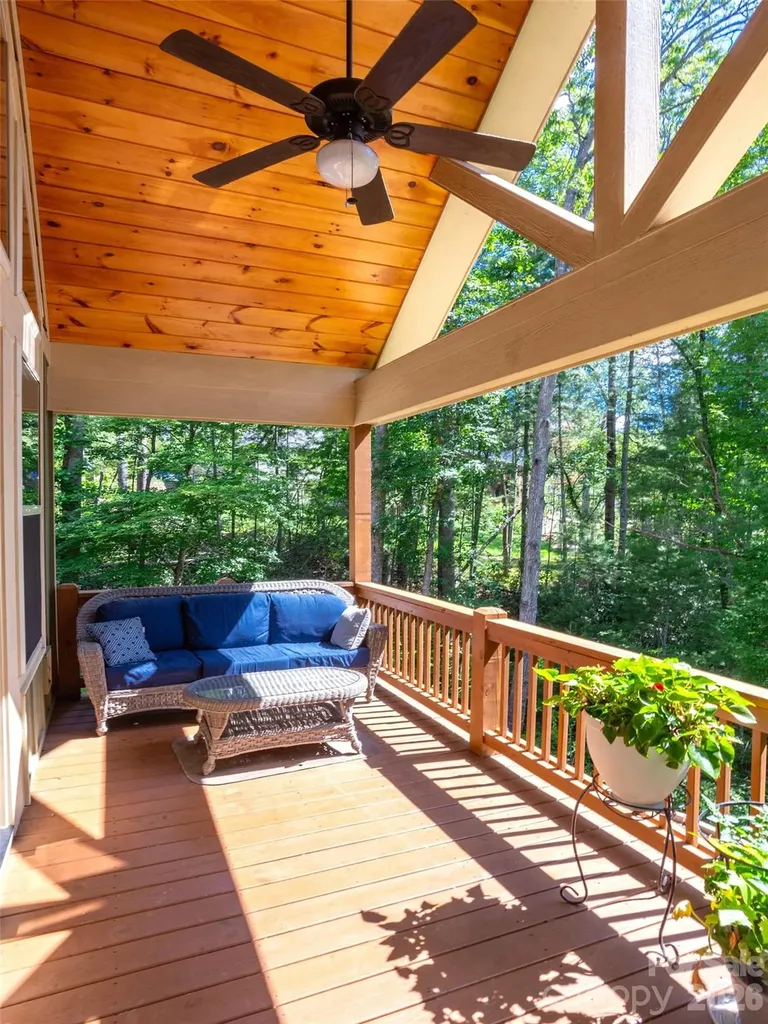 86 Crossings Circle Fairview NC 28730