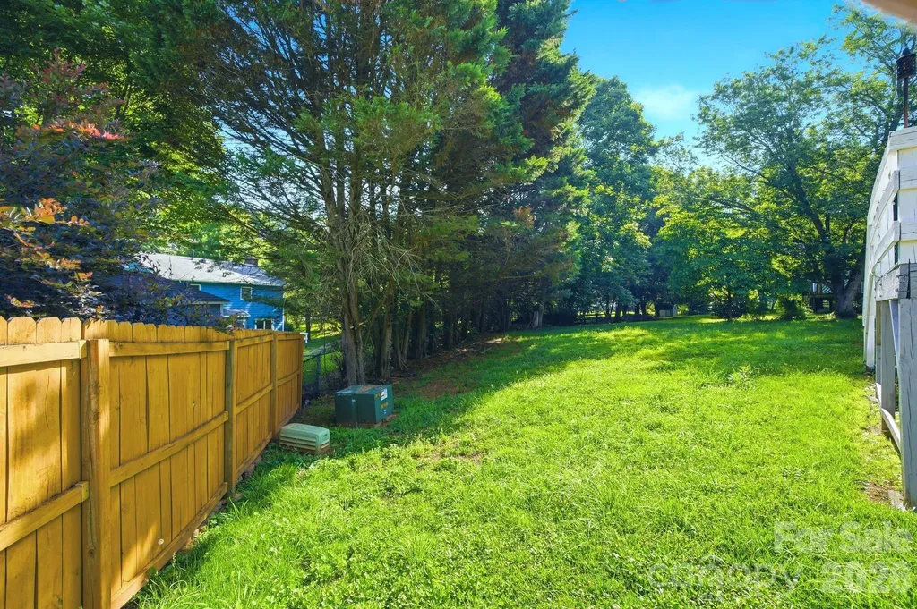 4548 Tree Haven Court Gastonia NC 28056