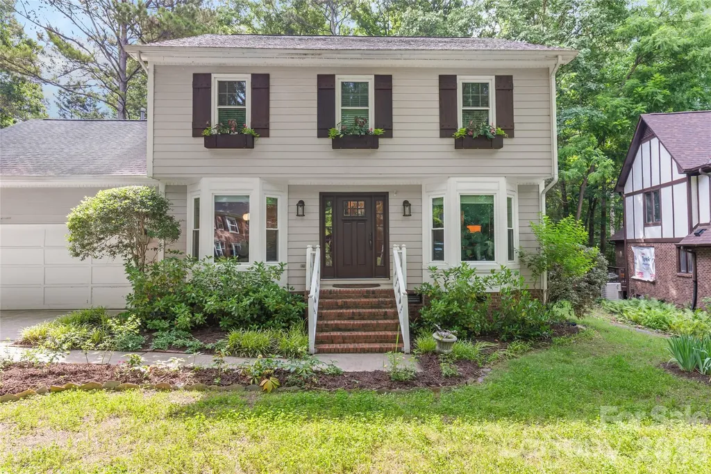 7022 Rocky Falls Road Charlotte NC 28211