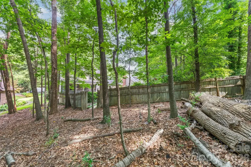 7022 Rocky Falls Road Charlotte NC 28211