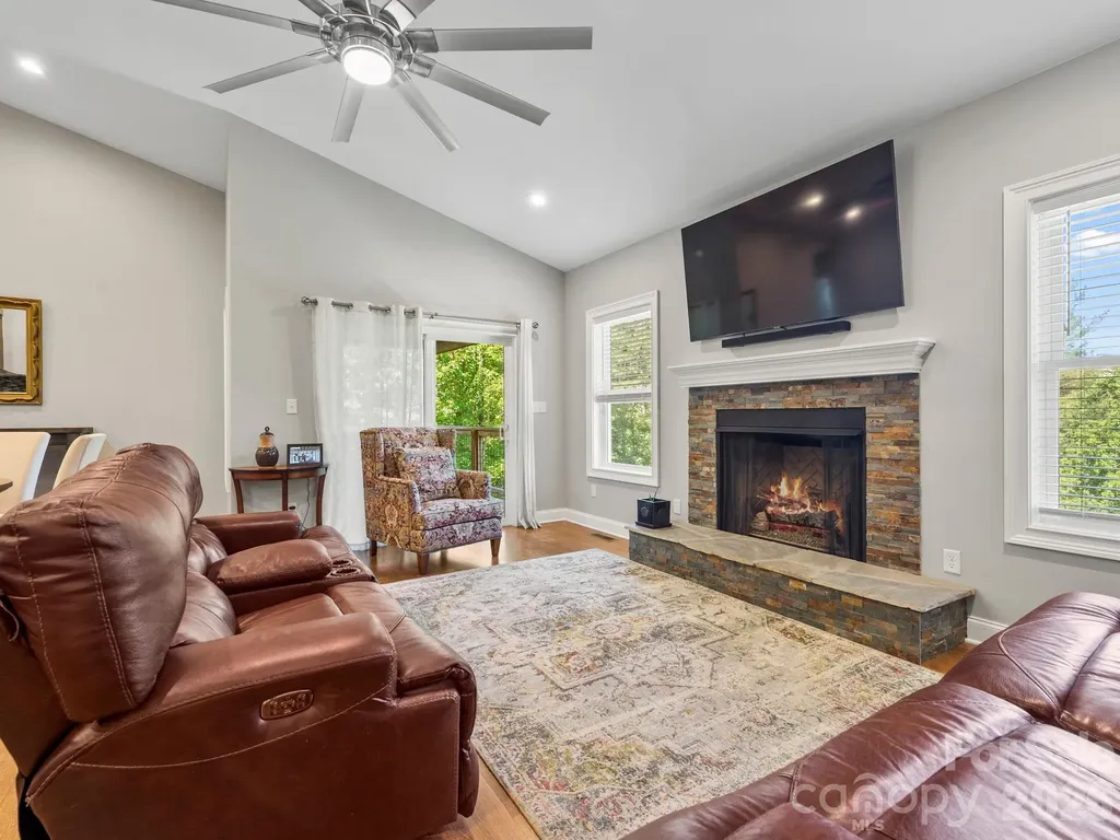 154 & 156 Dogwood Drive Weaverville NC 28787