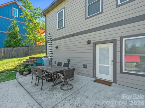 154 & 156 Dogwood Drive Weaverville NC 28787