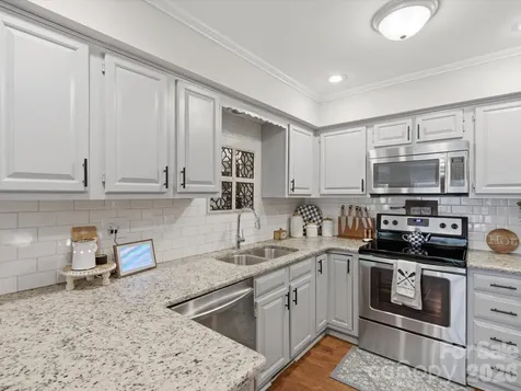 4720 Grey Moss Drive Lake Wylie SC 29710