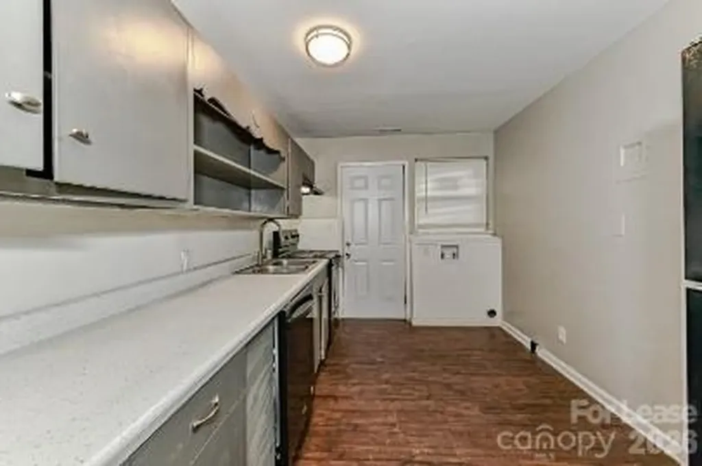 3458 Washburn Avenue Charlotte NC 28205