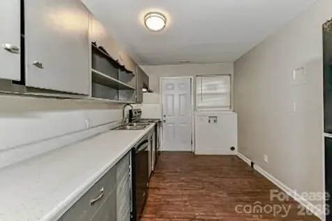 3458 Washburn Avenue Charlotte NC 28205
