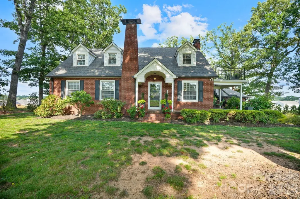 1520 5th Street NE Hickory NC 28601