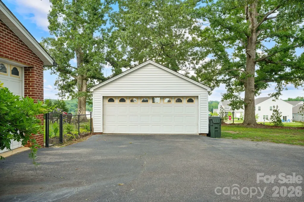 1520 5th Street NE Hickory NC 28601
