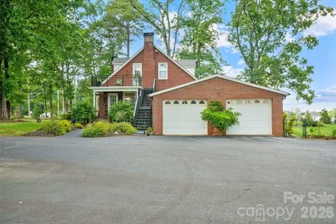1520 5th Street NE Hickory NC 28601