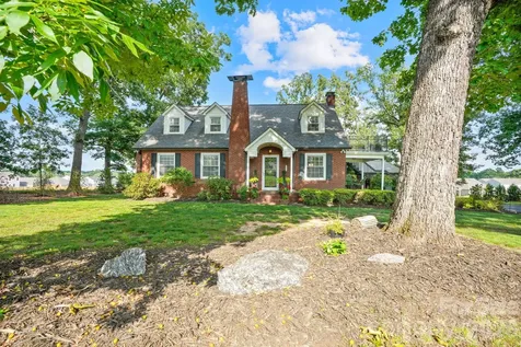 1520 5th Street NE Hickory NC 28601