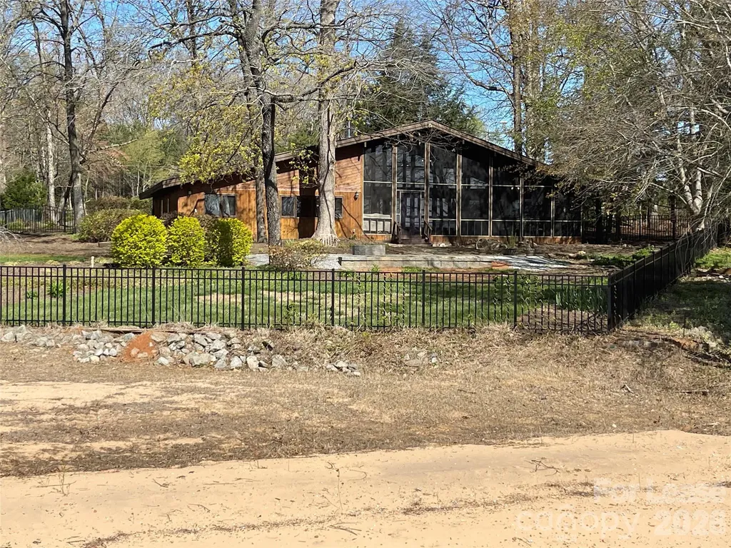 8788 Graham Road Denver NC 28037