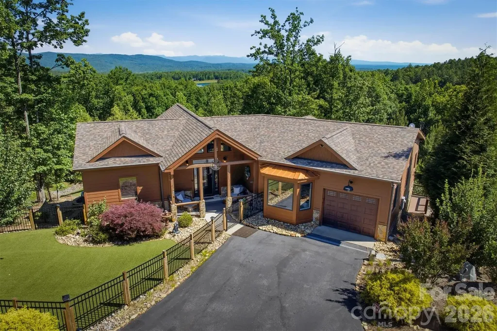 315 Lakeview Trail Nebo NC 28761