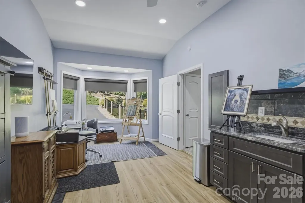 315 Lakeview Trail Nebo NC 28761