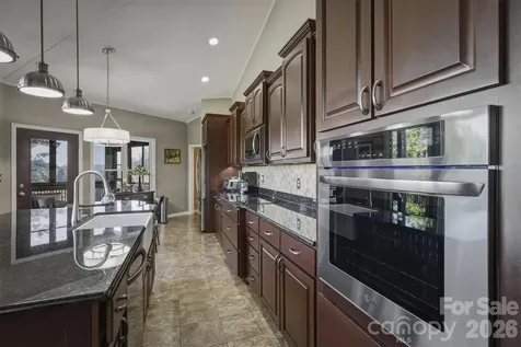 315 Lakeview Trail Nebo NC 28761
