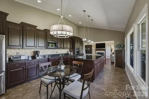 315 Lakeview Trail Nebo NC 28761