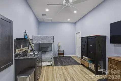 315 Lakeview Trail Nebo NC 28761