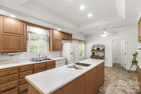 1738 Charlotte Highway Lancaster SC 29720