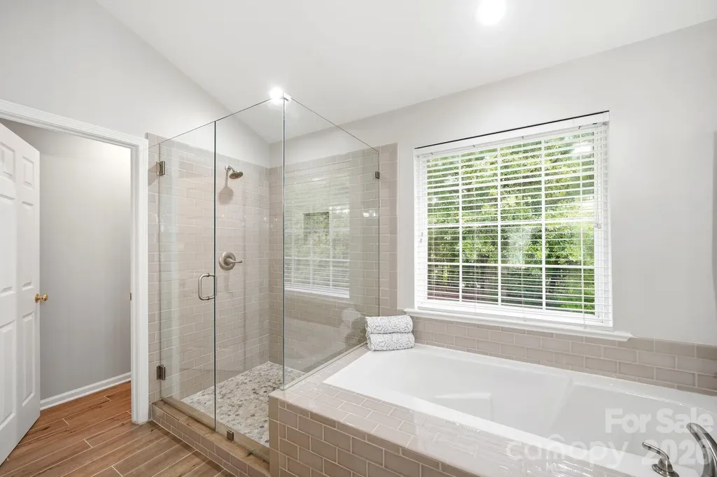 2937 Shady Reach Lane Charlotte NC 28214