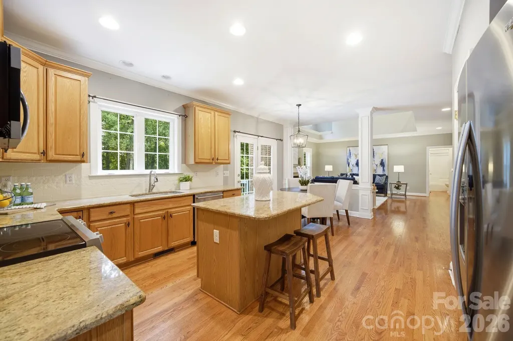 2937 Shady Reach Lane Charlotte NC 28214