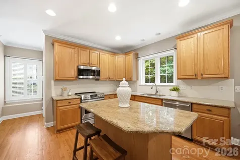 2937 Shady Reach Lane Charlotte NC 28214