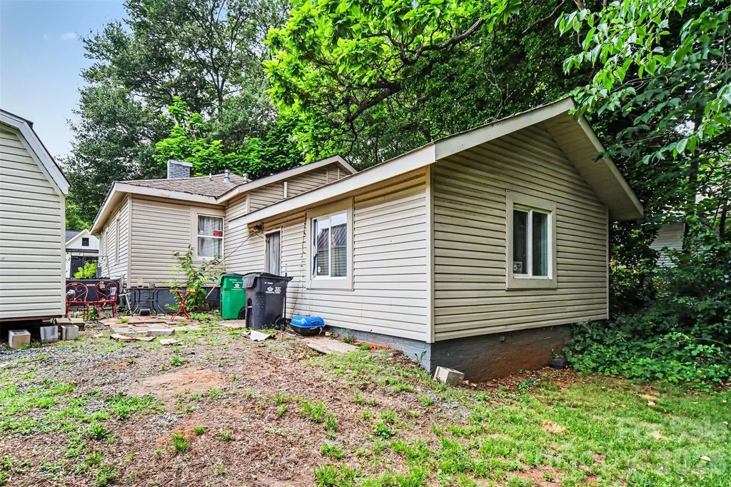3100 Avalon Avenue Charlotte NC 28208