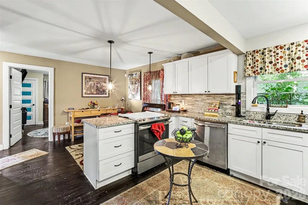 3100 Avalon Avenue Charlotte NC 28208