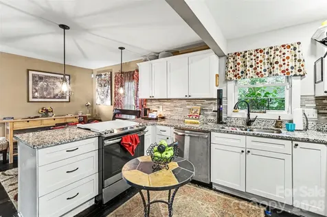 3100 Avalon Avenue Charlotte NC 28208