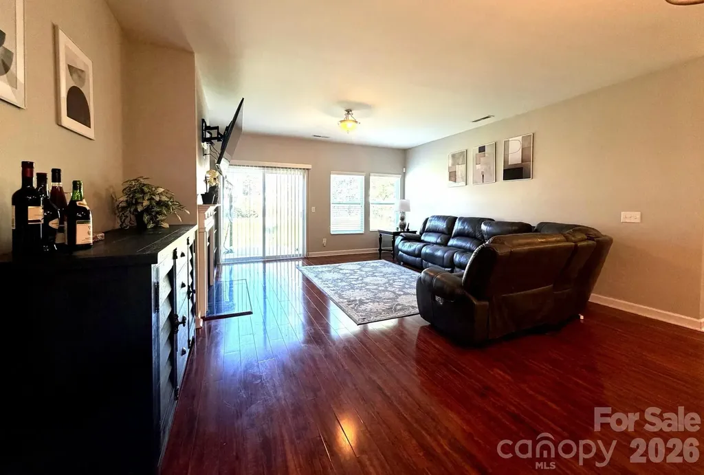 1919 Corriente Court Charlotte NC 28213
