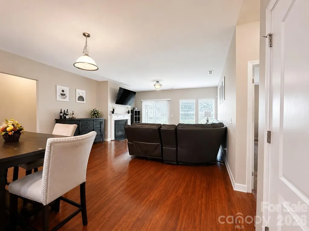 1919 Corriente Court Charlotte NC 28213