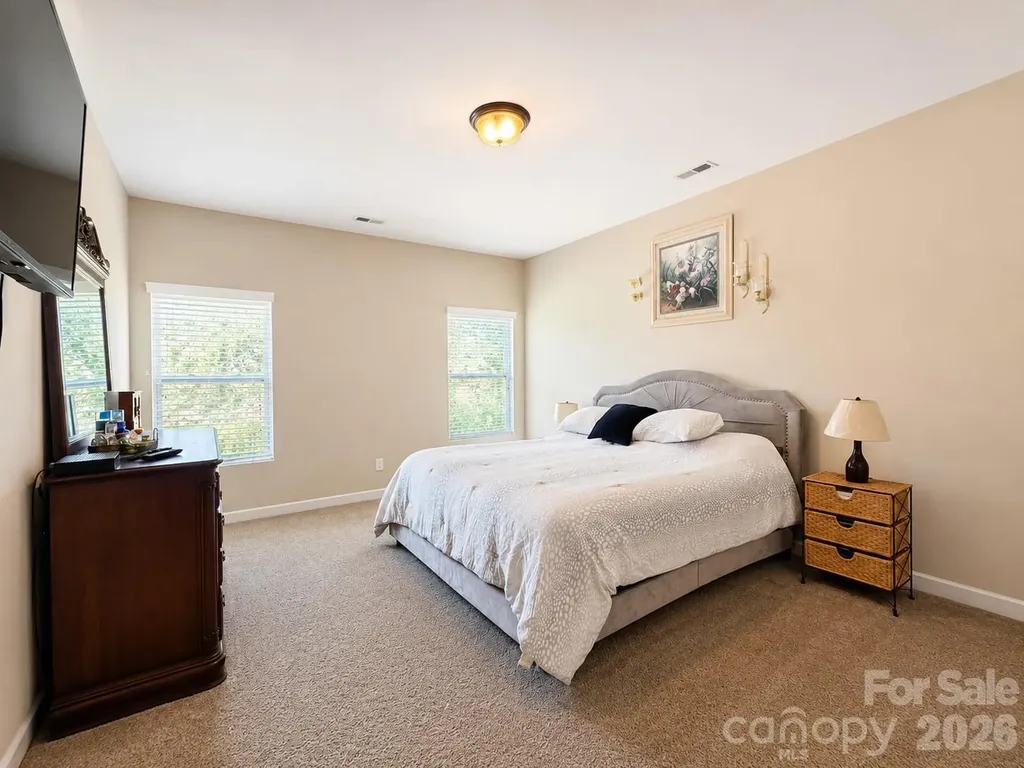 1919 Corriente Court Charlotte NC 28213
