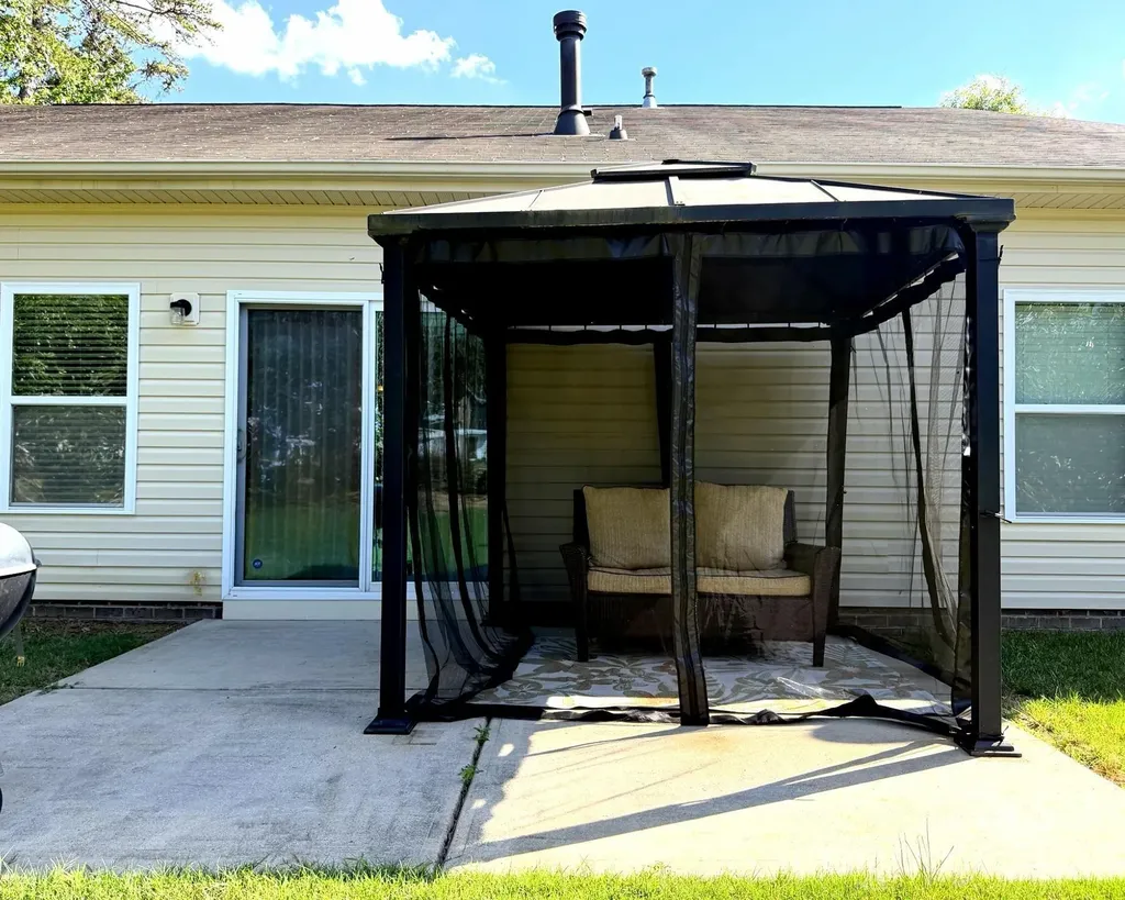 1919 Corriente Court Charlotte NC 28213