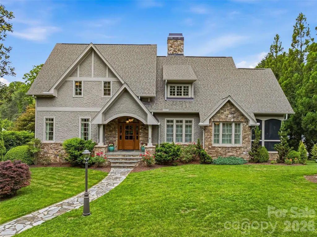 76 Edgelawn Road Asheville NC 28804