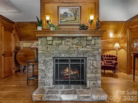76 Edgelawn Road Asheville NC 28804