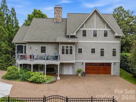 76 Edgelawn Road Asheville NC 28804