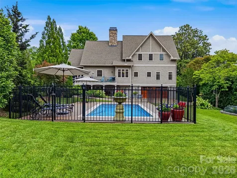 76 Edgelawn Road Asheville NC 28804